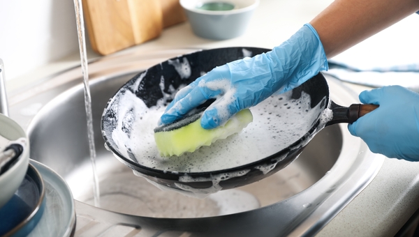 Chemia bez chemii? Naturalne środki czyszczące w gastronomii