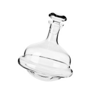 Szklana karafka do whisky Roly-Poly marki Krosno Glass o pojemności 0,75 l. Przezroczyste naczynie o zaokrąglonym kształcie z korkiem, ukazane w dynamicznym