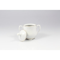 Biała porcelanowa cukiernica Ćmielów 0,25 l z serii 3604 ROCOCO. Naczynie z dwoma uchwytami i zdobioną pokrywką, wykończone delikatną złotą linią na