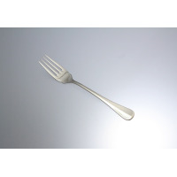 Srebrzysty widelec do ryb Amefa 8440 Baguette o klasycznym, eleganckim kształcie. Wykonany z polerowanej stali nierdzewnej, widoczny w ujęciu z góry na jasnym