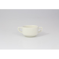 Biała bulionówka 300 ml SKA marki RAK Porcelain o minimalistycznym designie z dwoma uchwytami, widoczna na wprost na jasnym, jednolitym tle.