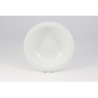 Biała salaterka Lubiana HEL o średnicy 23 cm. Klasyczne, minimalistyczne naczynie z porcelany o gładkiej powierzchni, widoczne w ujęciu z góry na jasnym tle.