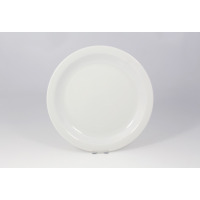 Biały talerz płytki Lubiana AMERYKA o średnicy 26,5 cm. Klasyczna, minimalistyczna porcelana o gładkiej powierzchni, widok z góry na okrągłe naczynie.