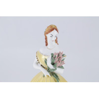 Figurka porcelanowa - MARKIZA w żółtej sukni (0060) 