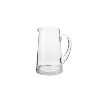 Szklany dzbanek Fjord marki Krosno Glass o pojemności 1 litra. Przezroczyste naczynie z wygodnym uchem, wyróżniające się dekoracyjną, fakturowaną podstawą.