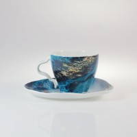 Filiżanka ze spodkiem Lubiana 7203 Stone Age Baltic o pojemności 250 ml. Ceramiczne naczynie z unikalnym, niebiesko-złotym wzorem imitującym kamień, widok z