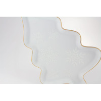 Półmisek 35 cm 0353 CHOINKA marki Lubiana o kształcie drzewka. Biała porcelana zdobiona delikatnymi, białymi wzorami płatków śniegu oraz eleganckim, złotym