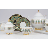 Zestaw do herbaty Ćmielów G413 ASTRA India dla 6 osób. Biała porcelana ze złotymi akcentami i geometrycznym, zielono-czarnym wzorem na filiżankach, spodkach i