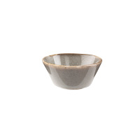 Szara salaterka Verlo WIKLE o średnicy 11,5 cm. Ceramiczna miska o minimalistycznym designie, nakrapianej teksturze i lekko przyciemnionym, rustykalnym rancie.