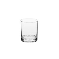 Szklanka niska Mixology 300 ml marki Krosno Glass S.A. o przezroczystym, szklanym korpusie z ozdobnym, promieniście żłobionym dnem, widoczna na białym tle.
