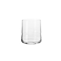 Przezroczysta szklanka do drinków Shake N°4 WHISKY SOUR marki Krosno Glass S.A. o charakterystycznym, lekko pofalowanym kształcie ścianek, ukazana na białym