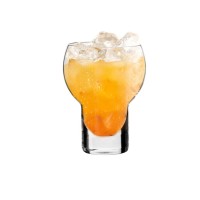 Szklanka do drinków Shake N°3 GINGER marki Krosno Glass o pojemności 200 ml wypełniona pomarańczowym napojem z lodem, ukazana w przejrzystym szkle o