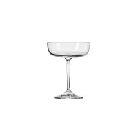 Przezroczysty kieliszek do szampana Roma marki Krosno Glass o pojemności 230 ml. Eleganckie szkło na smukłej nóżce, widok z przodu na białym tle.