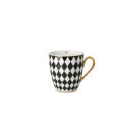 Porcelanowy kubek Ćmielów G539 Alaska Dama Kier o pojemności 390 ml. Naczynie zdobi czarno-biały wzór w romby, złote wykończenie oraz małe czerwone serce