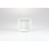 Biała miska kwadratowa Rita marki Lubiana o wymiarach 11,5 cm. Minimalistyczna salaterka z porcelany o gładkiej powierzchni, widok z góry na jasnym tle.