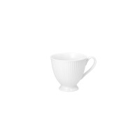 Biała porcelanowa filiżanka na nodze Dalia C001 marki Chodzież o pojemności 250 ml. Naczynie posiada eleganckie pionowe żłobienia i klasyczny, smukły uchwyt.