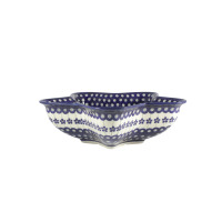 Ceramiczna forma do pieczenia Gwiazda Bolesławiec GU-2145 w kształcie gwiazdy, zdobiona tradycyjnym granatowym wzorem w kwiaty i kropki na białym tle.