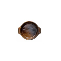 Okrągły ramekin Verlo FIRE o średnicy 8 cm z dwoma uchwytami. Brązowe naczynie ceramiczne z widocznymi cieniowaniami i połyskliwą teksturą, widok z góry.
