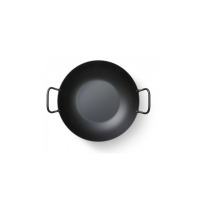 Czarna patelnia typu wok ze stali węglowej marki Skottsberg o średnicy 34 cm. Widok z góry na okrągłe naczynie z dwoma bocznymi uchwytami na białym tle.
