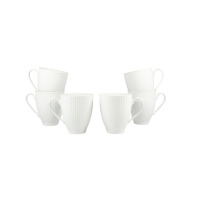 Zestaw sześciu białych porcelanowych kubków Chodzież Dalia o eleganckim, prążkowanym wykończeniu. Naczynia ustawione w dwóch grupach na białym tle.