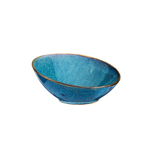 Misa bufetowa Verlo DEEP BLUE o średnicy 25 cm. Ceramiczna salaterka w głębokim, niebieskim odcieniu z nieregularną, nakrapianą teksturą i ciemniejszym rantem.
