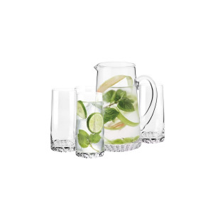 Komplet 5-częściowy do wody FJORD od Krosno Glass S.A. Szklany dzbanek i cztery wysokie szklanki z ozdobnym, fakturowanym dnem, wypełnione napojem z miętą i