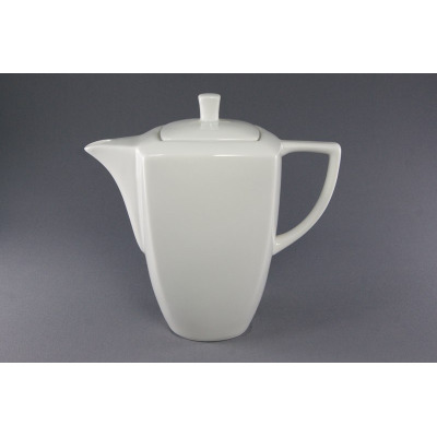 Biały porcelanowy imbryk MAXIM marki Karolina o pojemności 1,40 l. Naczynie o nowoczesnym, geometrycznym kształcie z profilowanym dzióbkiem i wygodnym uchwytem.