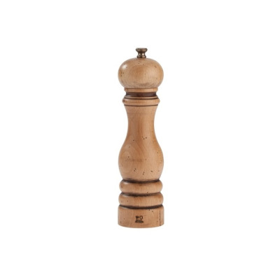 Drewniany młynek do pieprzu Peugeot Paris Antique o wysokości 22 cm. Klasyczny design w stylu vintage z widoczną fakturą drewna i metalowym pokrętłem na górze.