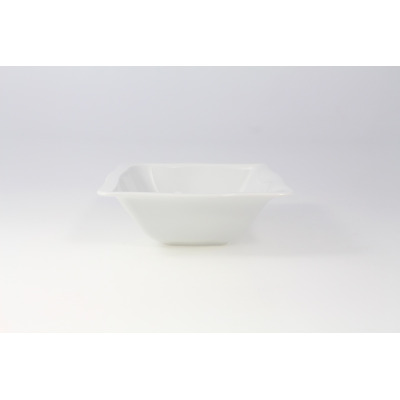 Biała salaterka 19 cm Gourmet marki Lubiana o kwadratowym kształcie i minimalistycznym designie, ukazana w ujęciu od frontu na jasnym tle.