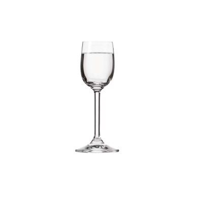 Kieliszek do likieru Gema marki Krosno Glass o pojemności 70 ml. Przezroczyste szkło o smukłym kształcie na wysokiej nóżce, widok z przodu na białym tle.