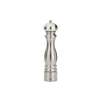 Stalowy młynek do pieprzu Peugeot Paris Chef Collection o wysokości 30 cm. Elegancki design z matowej stali nierdzewnej, widoczne logo marki u podstawy.