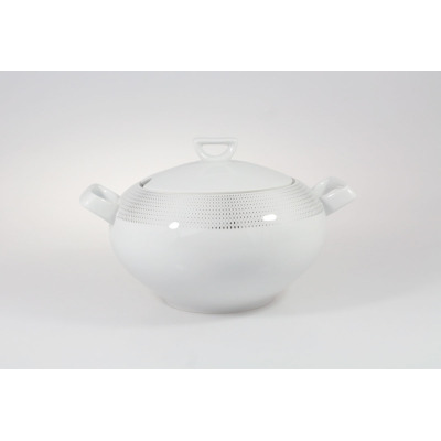Biała porcelanowa waza Chodzież G465 Yvonne o pojemności 3 l. Naczynie z pokrywką i dwoma uchwytami, ozdobione subtelnym, szarym wzorem kropek w górnej części.