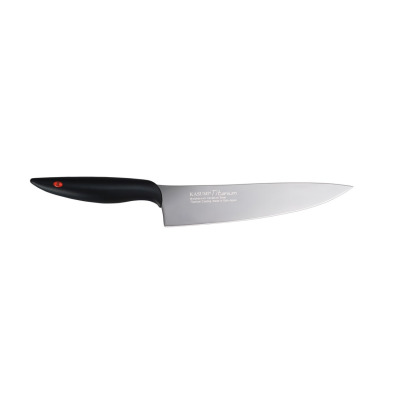 Nóż szefa kuchni Kasumi Titanium 20 cm z grafitową powłoką tytanową i czarną rękojeścią. Na ostrzu napis: KASUMI Titanium, Molybdenum Vanadium Steel, Made in