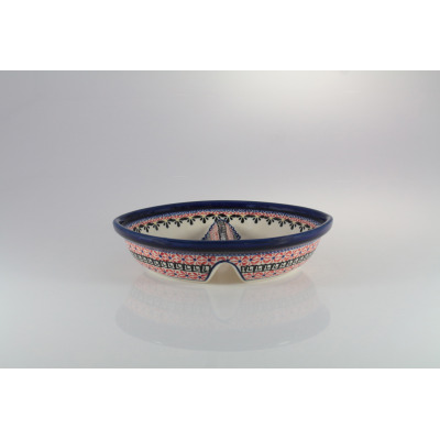 Półmisek dzielony Bolesławiec 149AR o wymiarach 21x17,6 cm. Ceramiczne naczynie z charakterystycznym, ręcznie malowanym wzorem kwiatowym w odcieniach