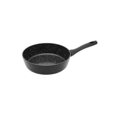 Głęboka patelnia Gerlach GRANITEX 24 cm z nieprzywierającą powłoką o granitowej teksturze w kolorze czarnym z jasnymi drobinkami, widoczna z profilu z rączką.
