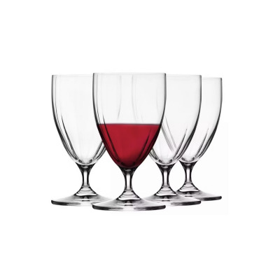 Zestaw czterech eleganckich kieliszków do wina Prima Lumi marki Krosno Glass o pojemności 360 ml. Jeden z nich wypełniony czerwonym winem, widok na wprost.