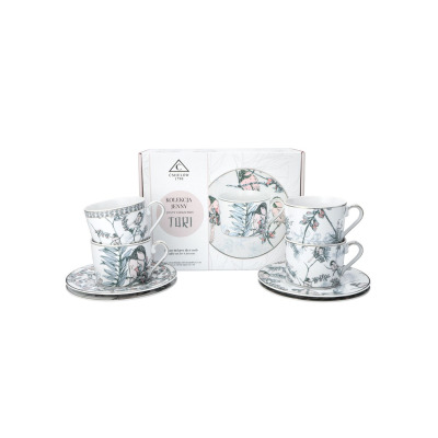 Zestaw filiżanek Ćmielów Jenny Tori dla 4 osób. Cztery porcelanowe filiżanki 250 ml ze spodkami ozdobione motywem ptaków i roślin, ustawione przed pudełkiem z