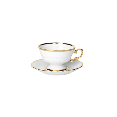Biała porcelanowa filiżanka niska 0,18 l ze spodkiem z kolekcji Alaska marki Ćmielów. Eleganckie naczynie ze złotym wykończeniem krawędzi i ozdobnym uchwytem.