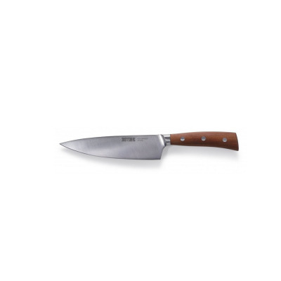 Nóż szefa kuchni Skottsberg 15 cm z ostrą stalową głownią i ergonomiczną drewnianą rękojeścią z trzema nitami. Widoczne logo marki oraz napis 4116 Japanese