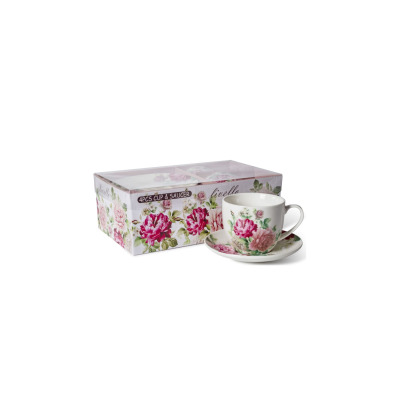Zestaw 2 filiżanek 250 ml ze spodkiem marki Kaczyński Sp.J. w ozdobnym pudełku z motywem róż. Biała porcelana z kwiatowym wzorem, widok z przodu na komplet.