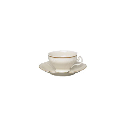 Kremowa filiżanka niska 360 ml ze spodkiem Bernadotte Ivory Gold marki Thun. Elegancka porcelana z delikatnym reliefem i subtelnym złotym zdobieniem na rancie.