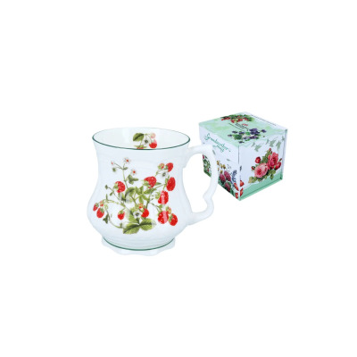 Porcelanowy Kubek Babuni Carmani 380 ml z motywem malin i pasującym pudełkiem prezentowym z napisem Grandmother's mug. Białe naczynie z roślinnym zdobieniem.