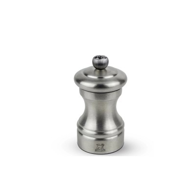 Srebrny młynek do pieprzu Peugeot Bistro Chef o wysokości 10 cm. Klasyczny, metalowy design z widocznym logo marki na korpusie oraz charakterystycznym