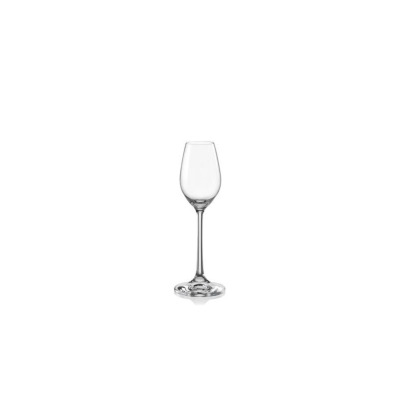 Elegancki kieliszek do likieru Viola marki Bohemia o pojemności 60 ml. Smukłe, przezroczyste szkło na wysokiej nóżce, ujęte na białym tle w widoku frontalnym.