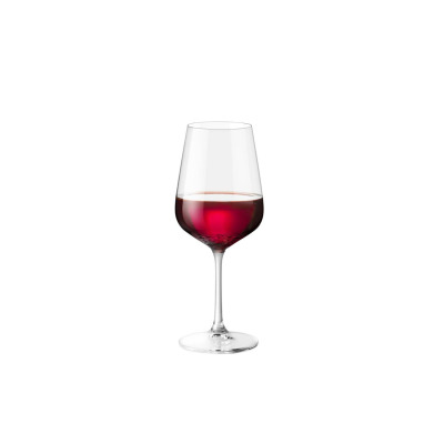 Kieliszek do wina czerwonego Bonita marki Bohemia o pojemności 450 ml. Smukłe, przezroczyste szkło wypełnione do połowy czerwonym winem, widok na wprost.