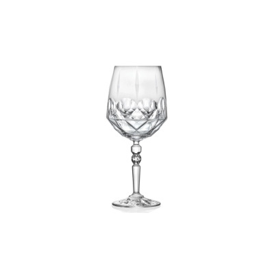 Kieliszek do koktajli Alkemist marki RCR o pojemności 670 ml. Przezroczyste szkło kryształowe z ozdobnym, geometrycznym szlifem w dolnej części czaszy i nóżce.