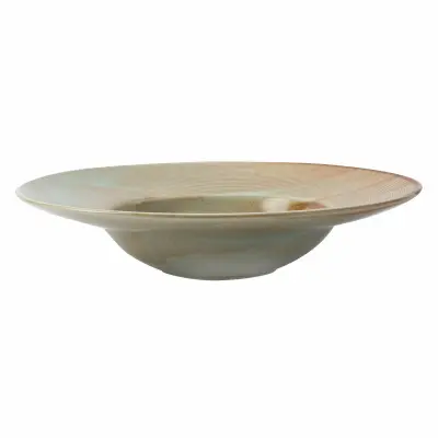 Talerz głęboki Verlo Brassi o średnicy 28,5 cm w odcieniach beżu i szarości. Ceramiczne naczynie z delikatnym żłobkowaniem na szerokim rancie, widok z profilu.